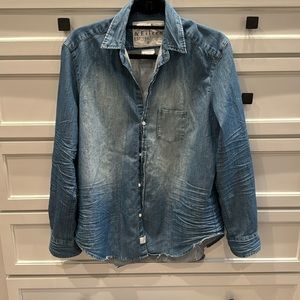 Frank & Eileen denim shirt size small